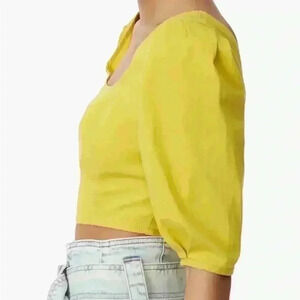 NWT PUFF SLEEVE DENIM CROP TOP